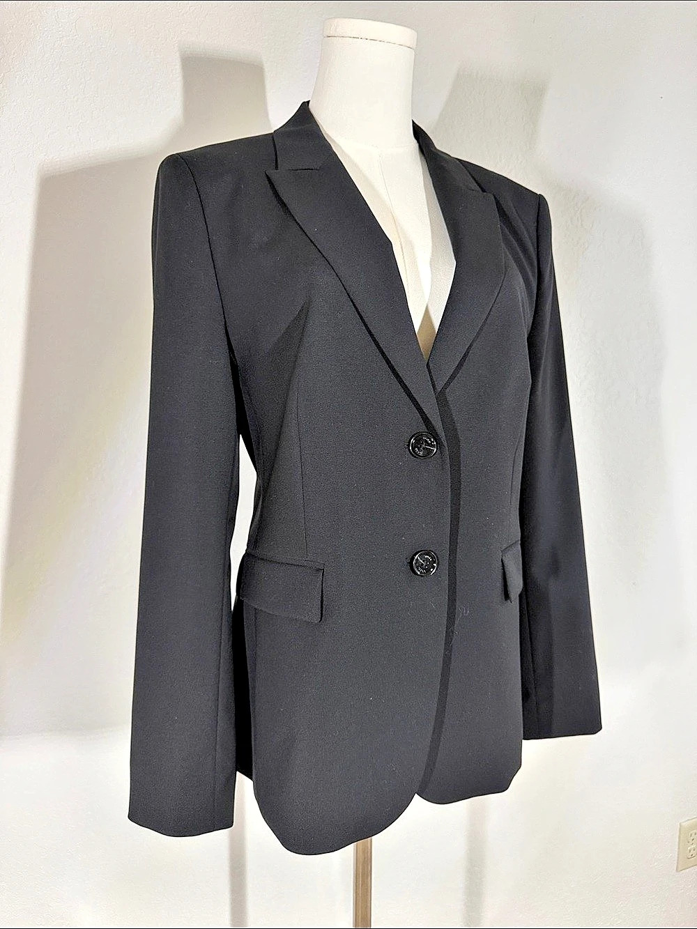 BOSS Women's Black Blazer Like New